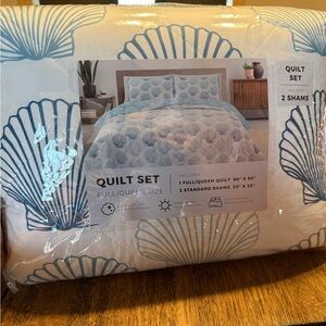 Blue Shell-Print Quilt Set - Full/Queen